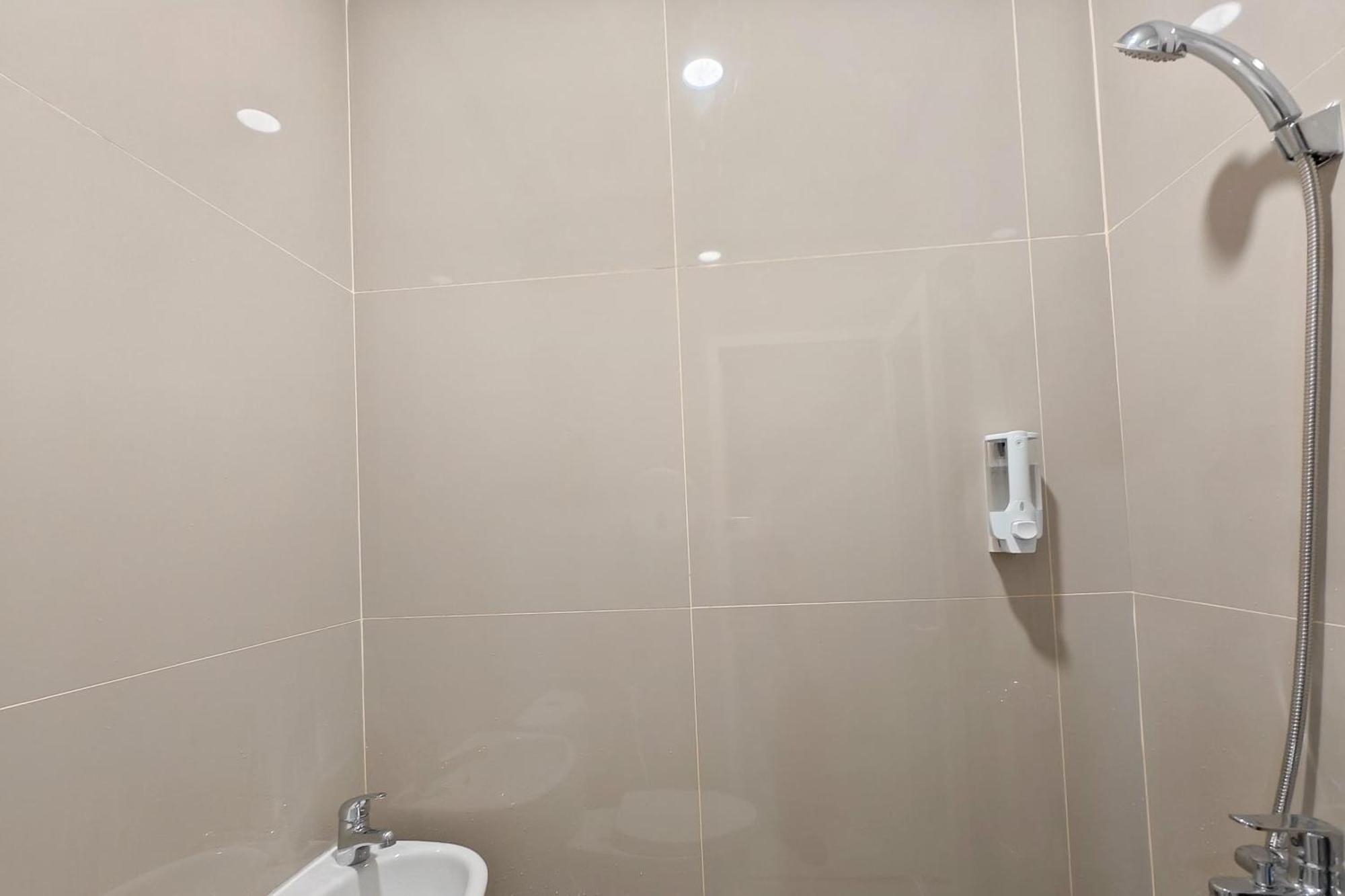 Urbanview Green Lake Sunter Residence Jakarta Buitenkant foto